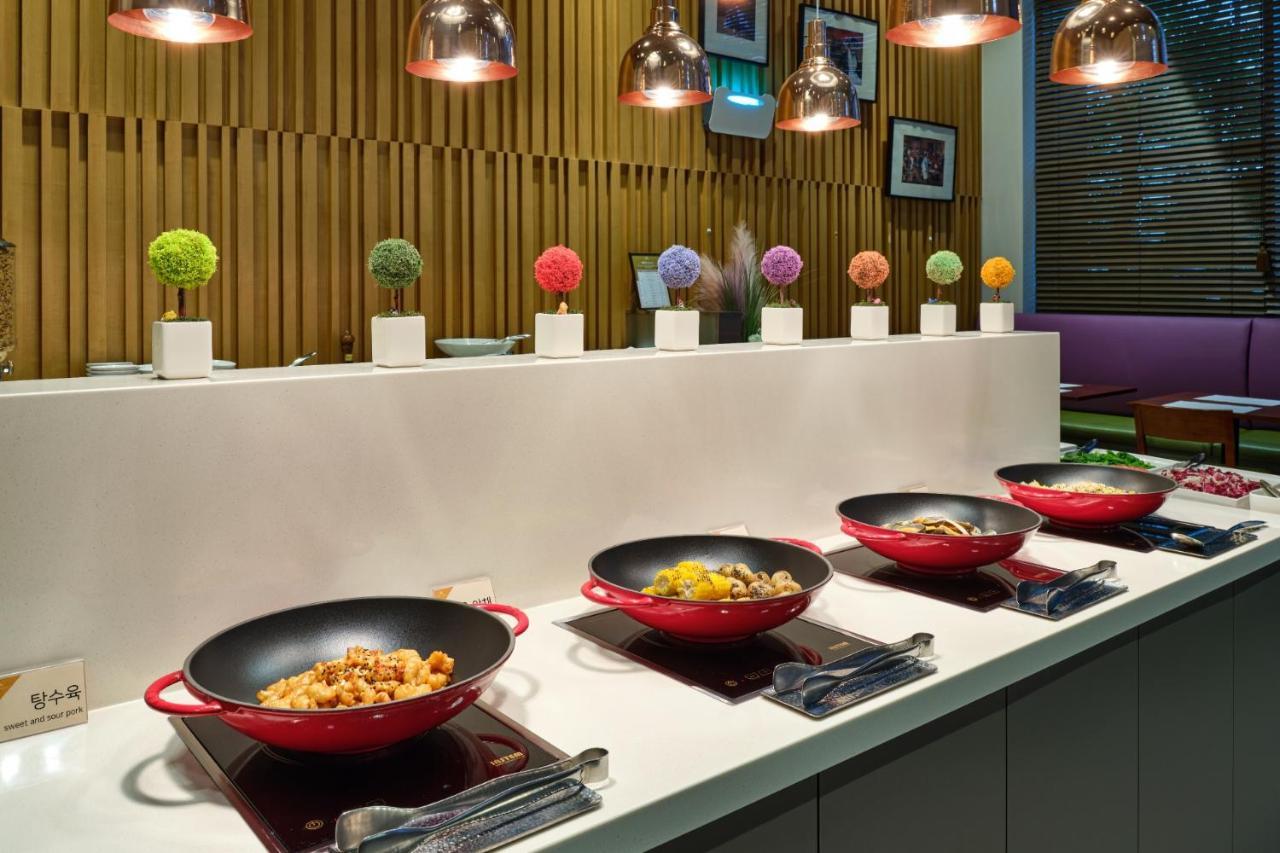 Hotel Atrium Jongno Сеул Экстерьер фото