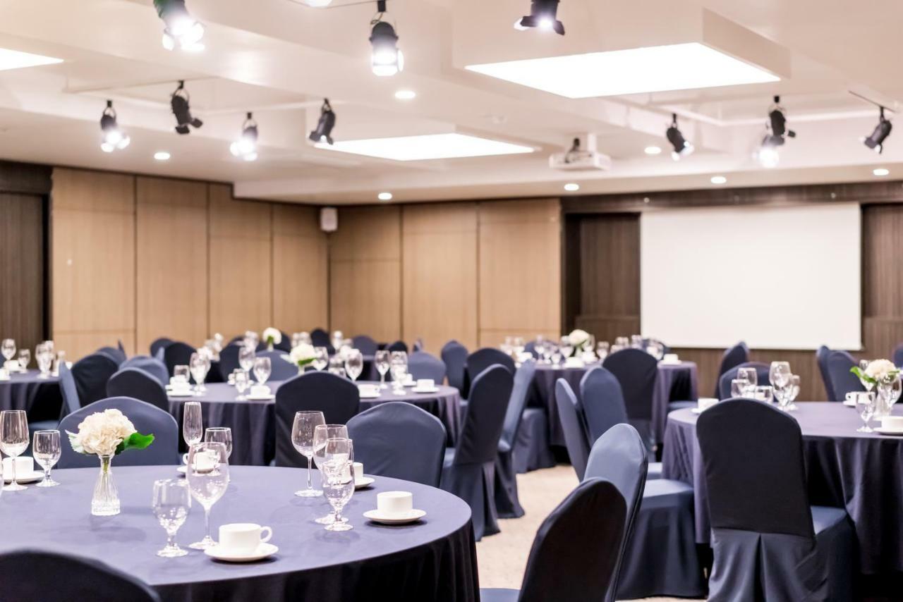 Hotel Atrium Jongno Сеул Экстерьер фото