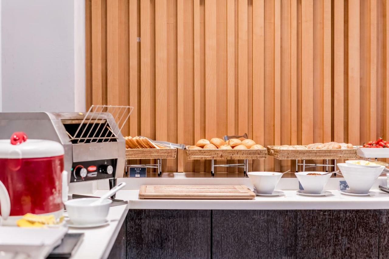 Hotel Atrium Jongno Сеул Экстерьер фото